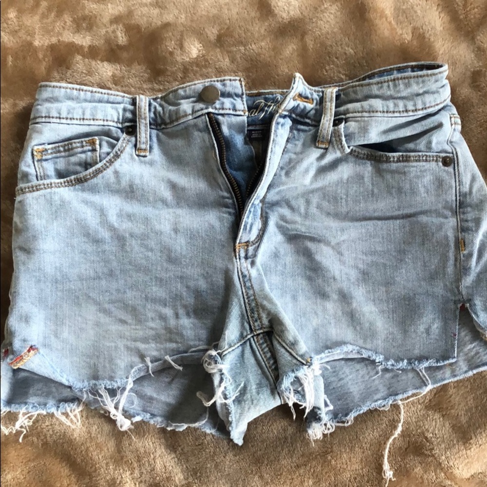 Light wash high waisted jean shorts